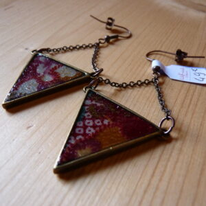 Boucles d’oreille “Triangula” Dento Aka – Image 3