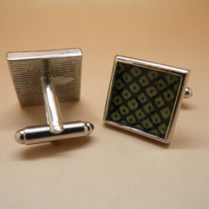 A- D’autres modèles de boutons de manchette sont disponibles en boutique. N’hésitez pas à vous renseigner – Image 3